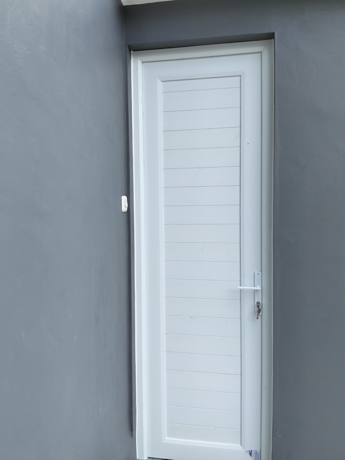 Pintu PVC Polos Economic Door